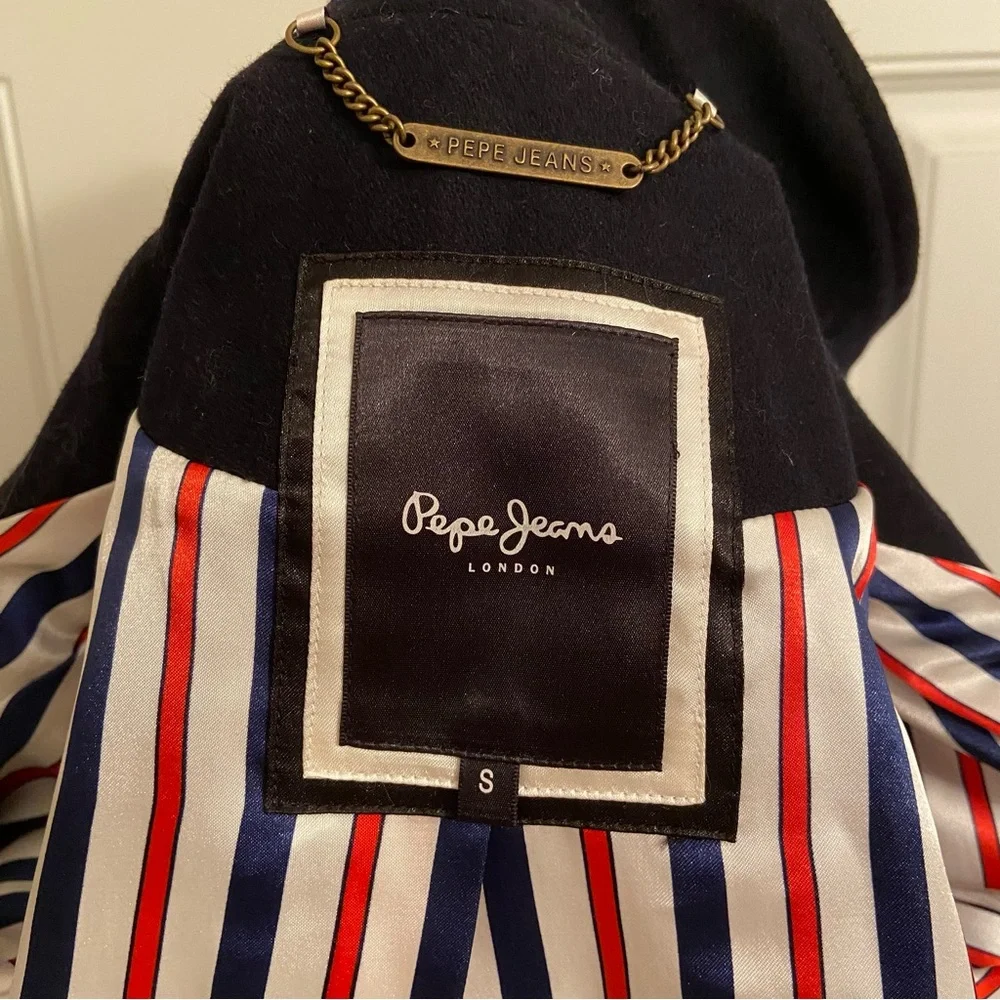 ✨EUC Vintage Pepe Jeans Wool Blend Double Breasted Jacket with Gold Buttons - Picture 7 of 10